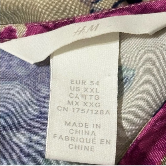 H&M Pink Purple Blue Floral Maxi Dress
Twisted Front - Size XXL - Picture 4 of 5